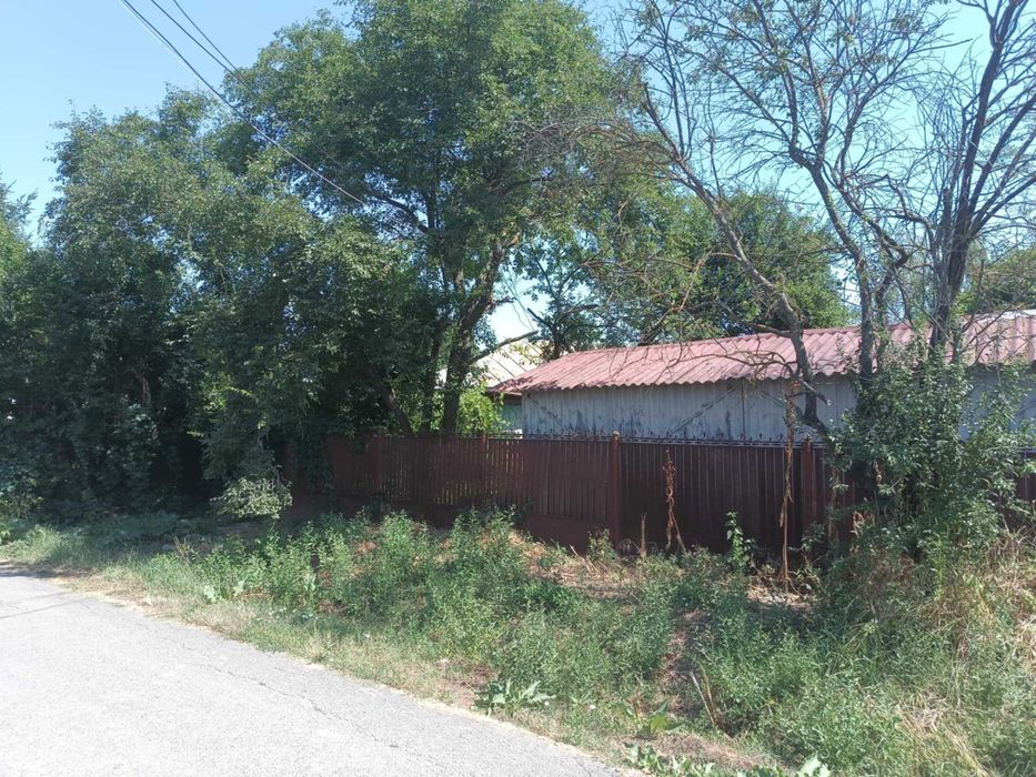 De vanzare teren, casa si garaj in Ciofliceni, langa lacul Snagov
