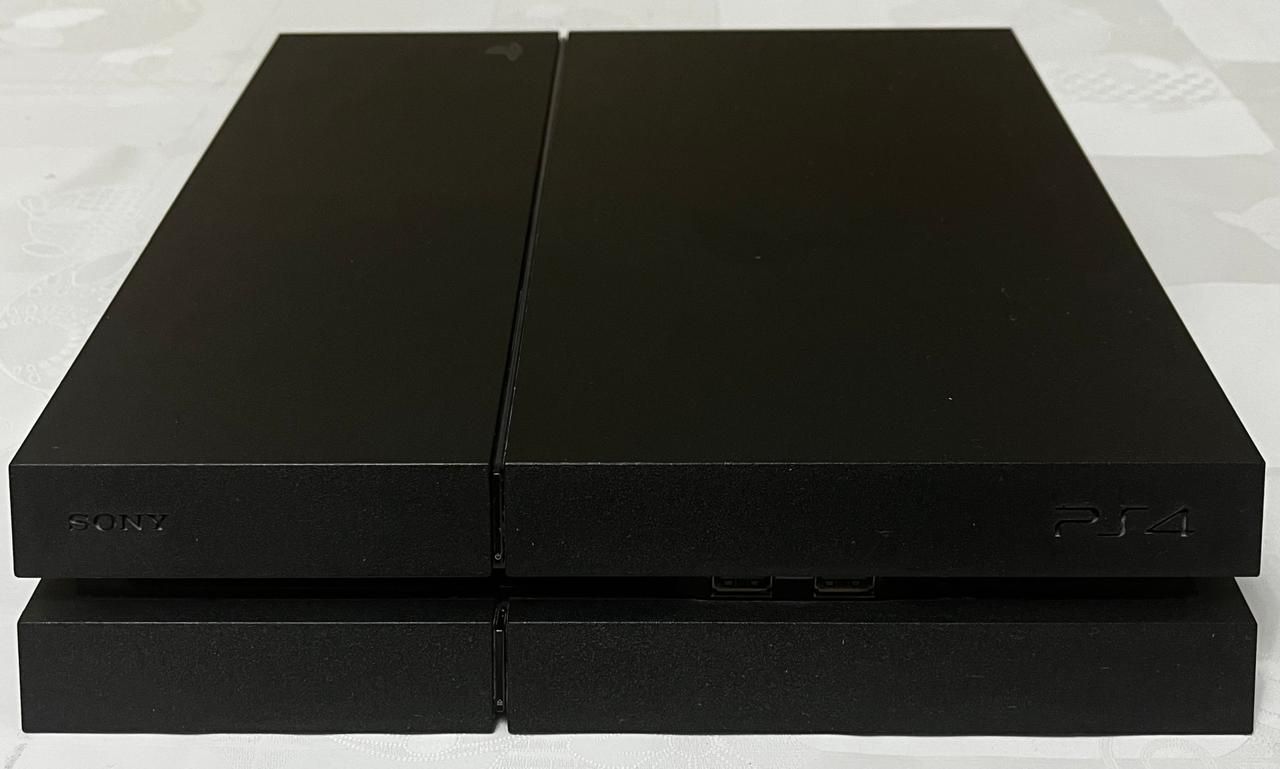 PS4 + игры(диск)