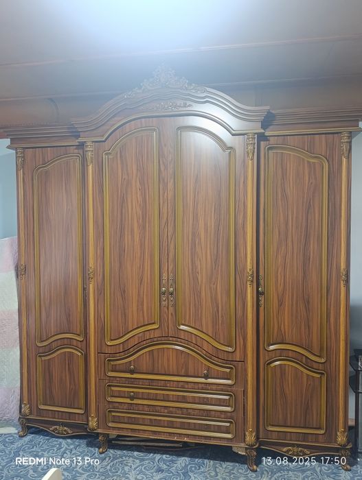 Арзон мебел сотилади