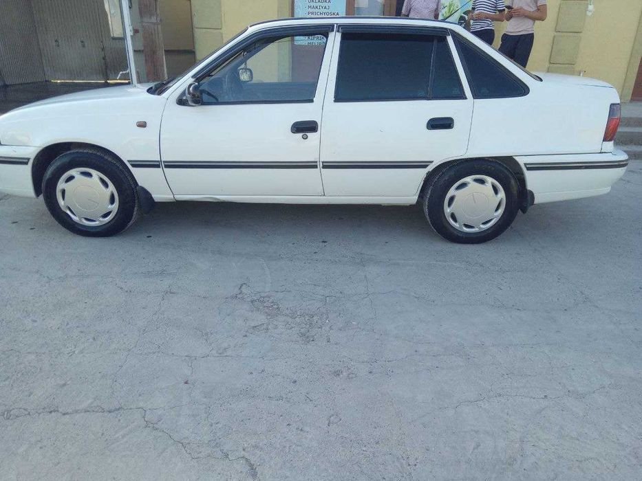 Neksiya 1 sotiladi 1999 yil