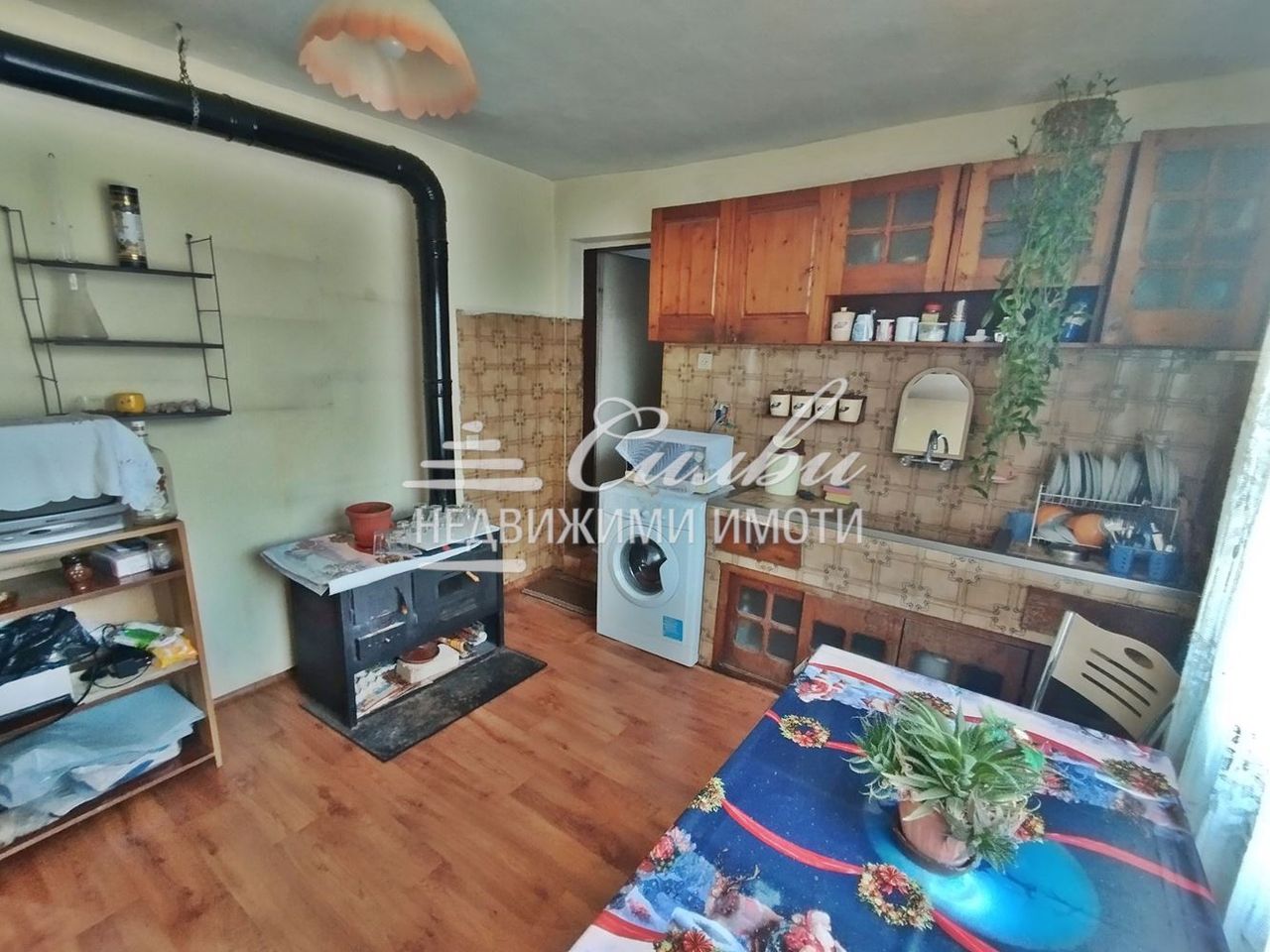 Продава се Къща в Шумен, Дивдядово - 160 кв.м за 957 €/кв.м - Снимка #2