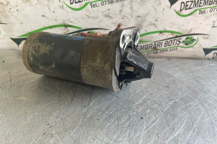 Electromotor 8200 584 664 Dacia Logan prima generatie