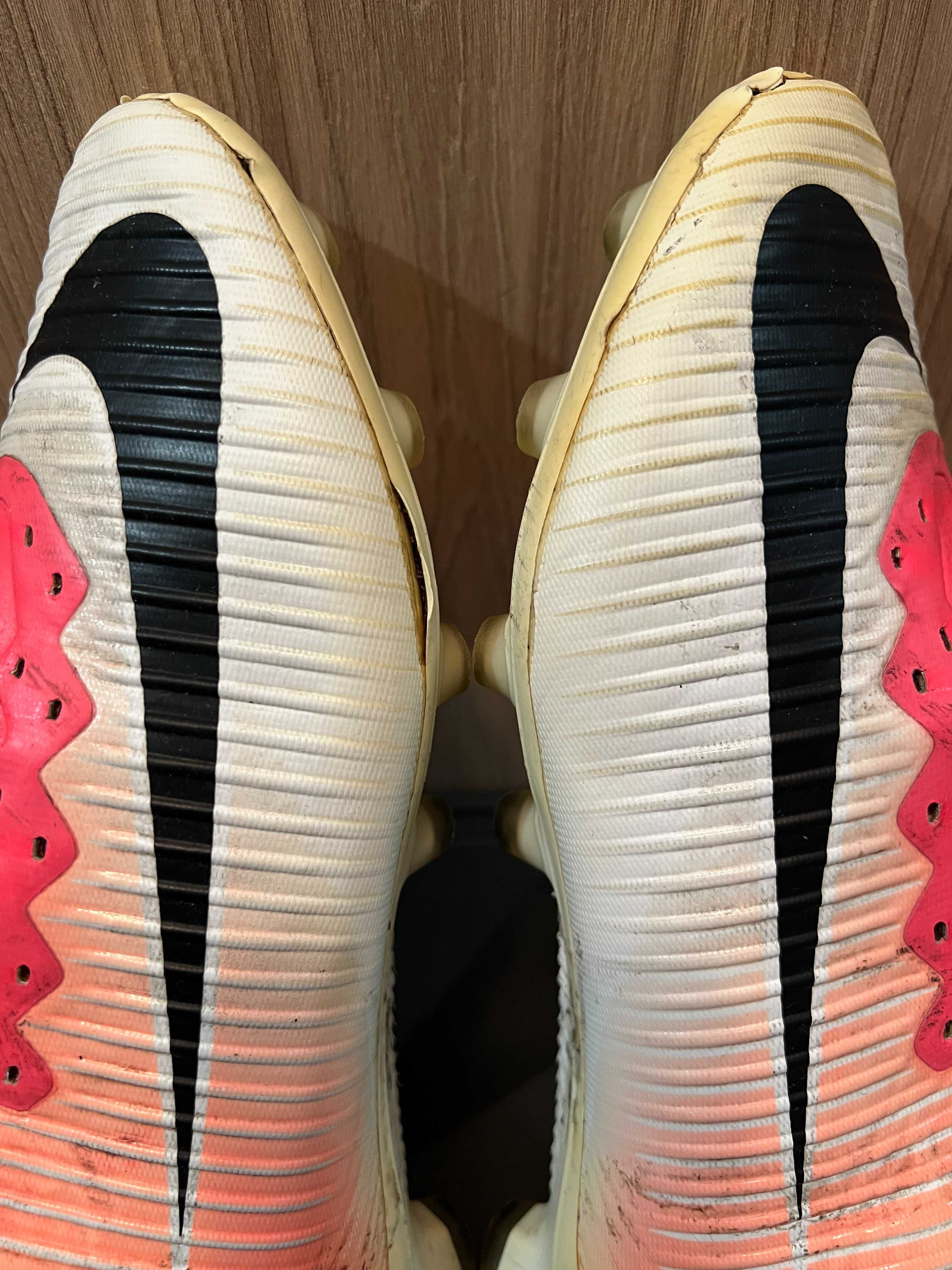 nike mercurial vapor XI ACC бутонки ,калеври ,футболни обувки 42,5