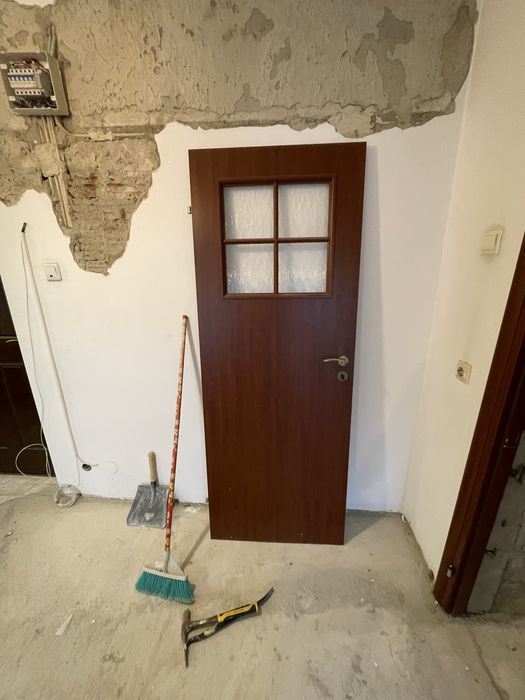 Usi interior in stare buna