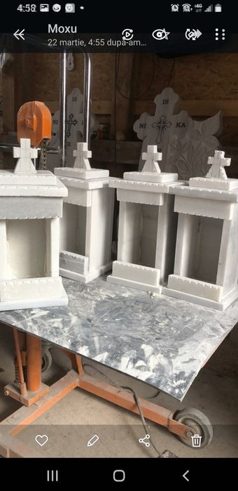 Cruci de marmura, granit și materiale pentru placări morminte(cavouri)