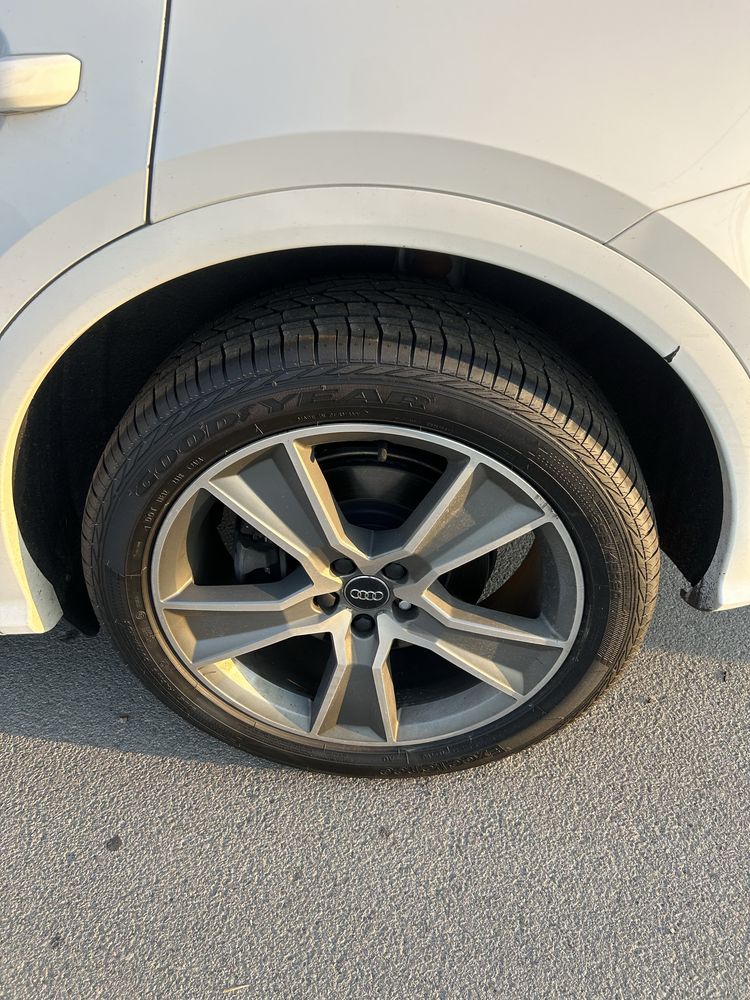 нови гуми  Goodyear