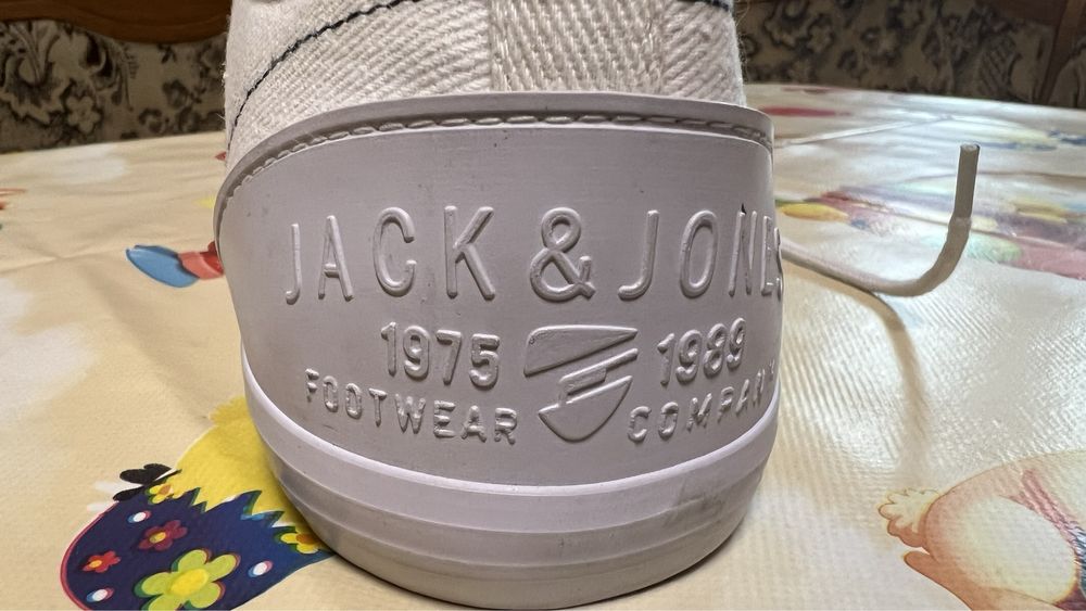 Pantofi sport Jack & Jones ,noi cu eticheta ,originali nu chinezării!!