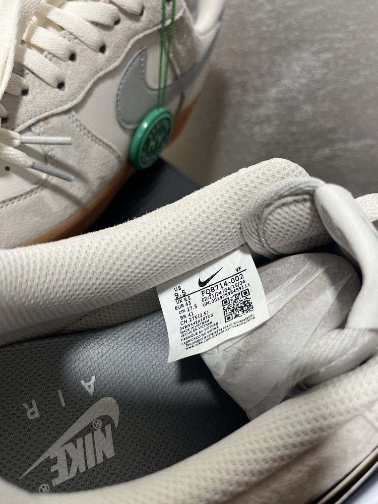 Nike Air Force 1 ‘07 LV8 - 42