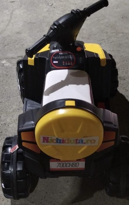 Atv electric cu scaun din piele si lumini Nichiduta Race Red