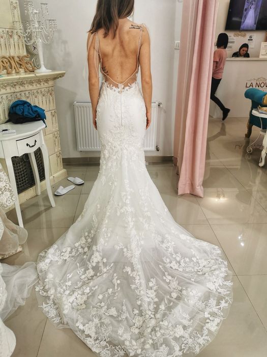 Rochie de mireasa stil sirenă