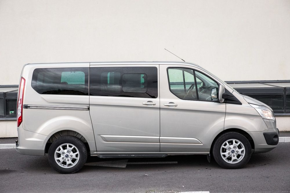 Ford Turneo Custom / 2.2 diesel / 2013 / Euro5