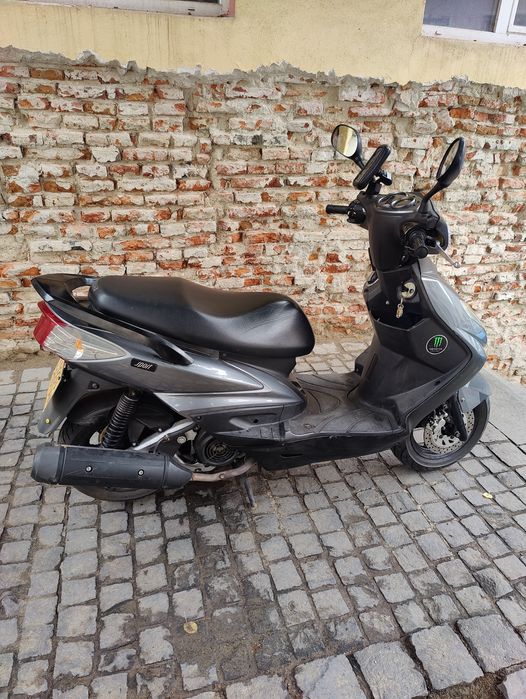 Yamaha cyngus x 2012 impecabil