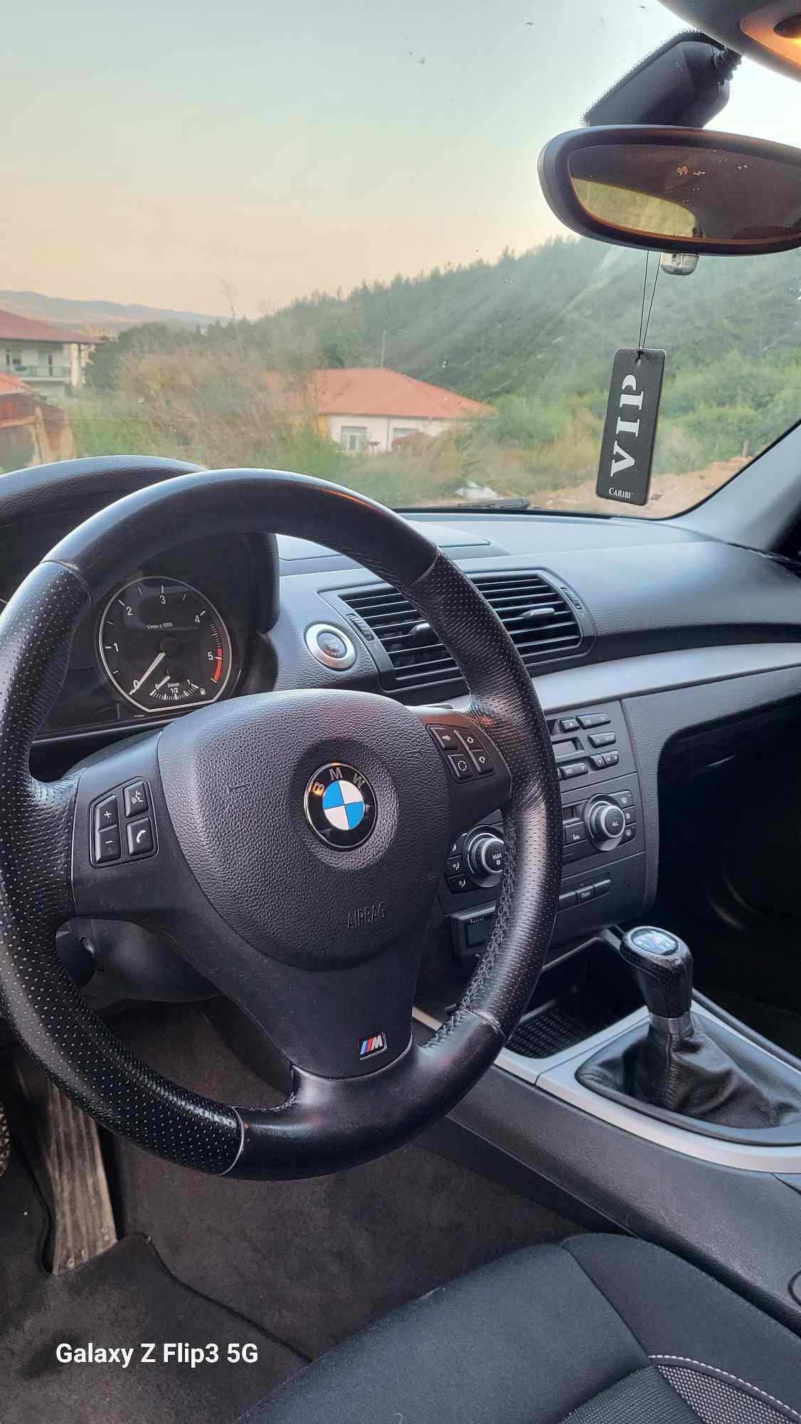 Продавам BMW 116D