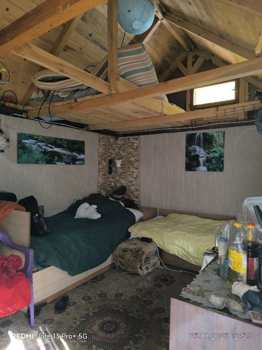 Парцел с две вили в село Югово