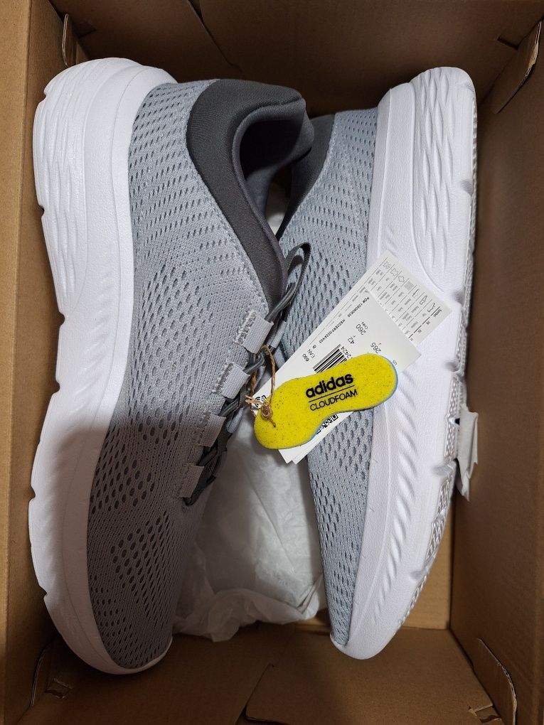 Нови!!! Оригинални  маратонки Adidas