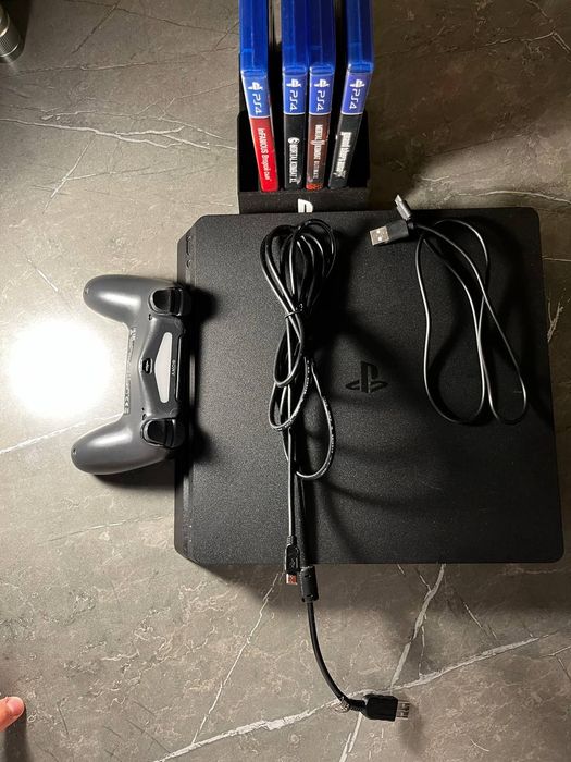 Playstation 4 [860гб] с подпиской, и джостиком. Полный комплект