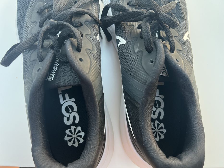 Продавам чисто нови маратонки Nike unisex