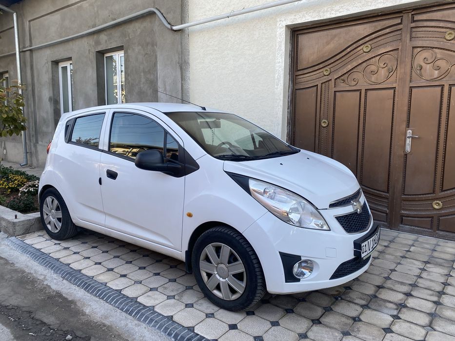 Продам спарк в отличном состояние