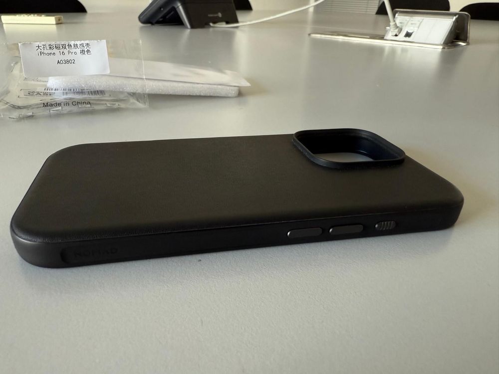 Калъф Номад за iphone 16 pro