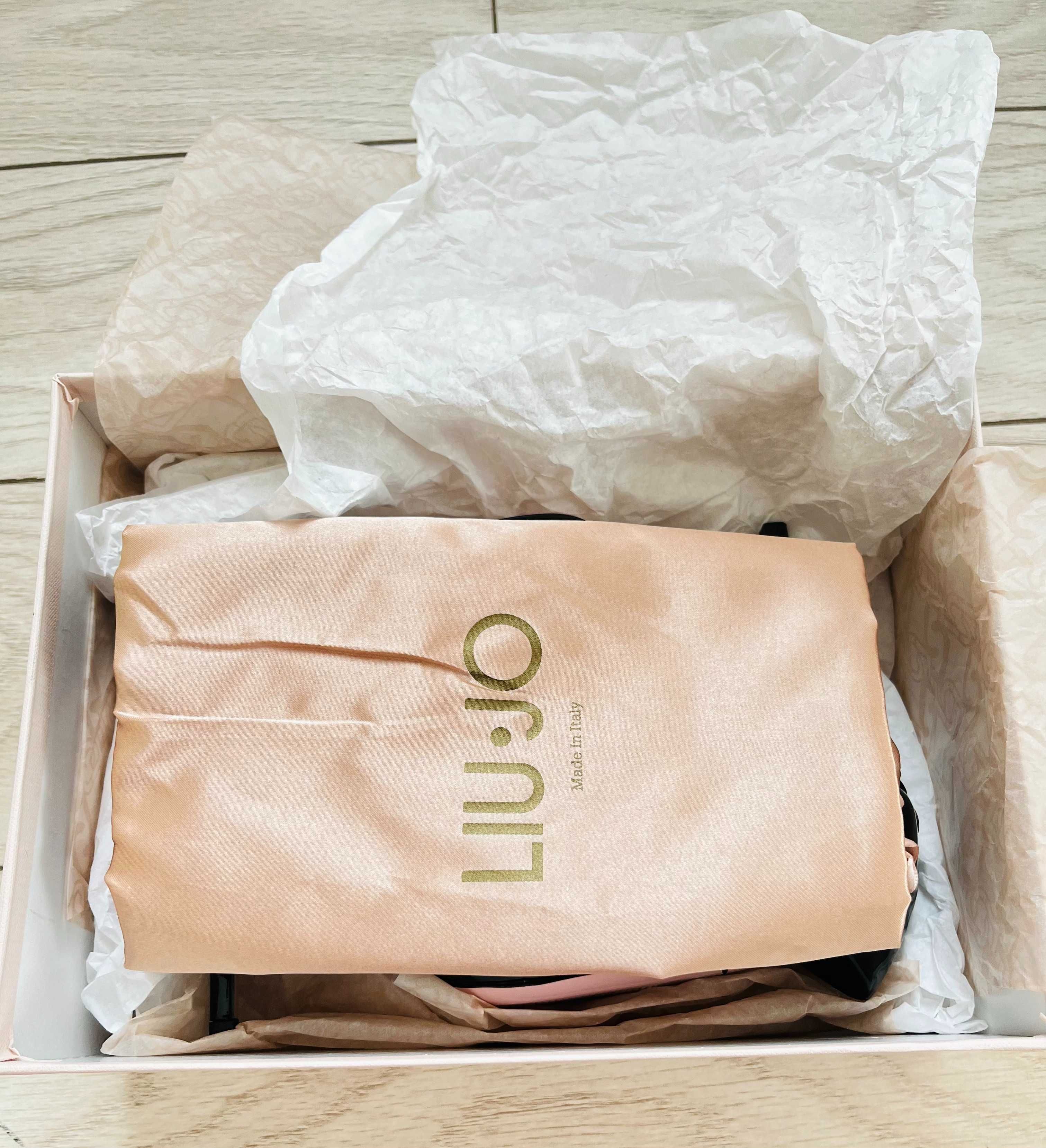 Pantofi trendy negri eleganți Liu Jo
