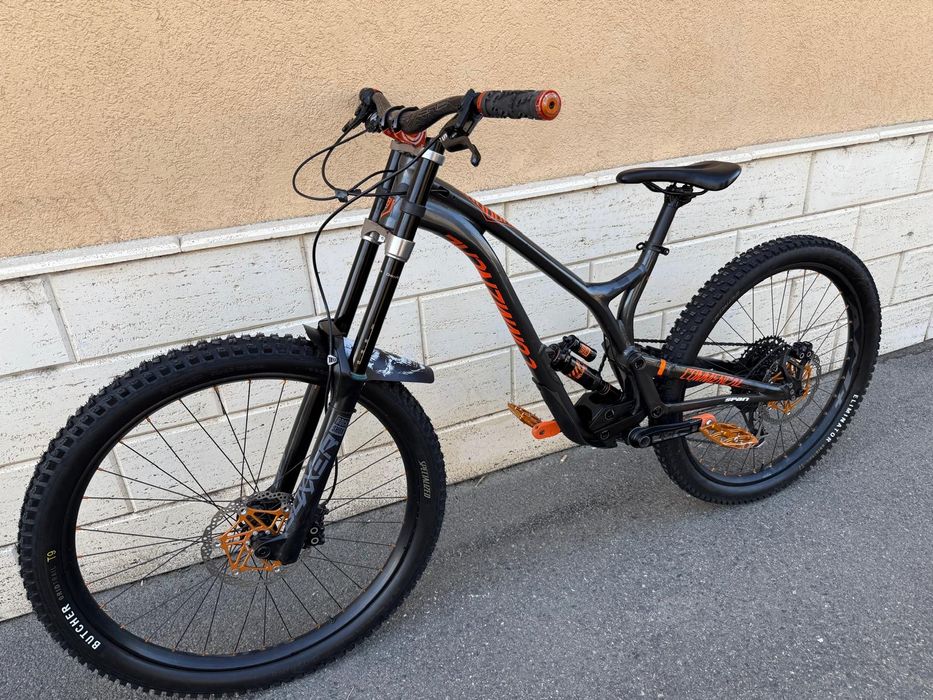 Bicicleta DH Commencal supreme