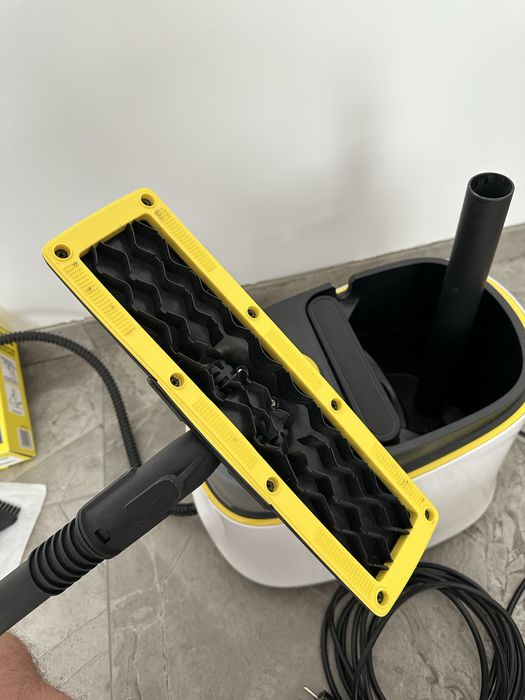 Aparat de curatat cu abur SC 4 Deluxe de la Kärcher