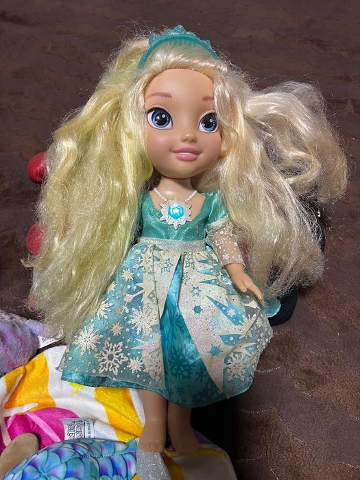 Jucării fete păpuși și zâna cu bagheta cu aripi mișcatoare