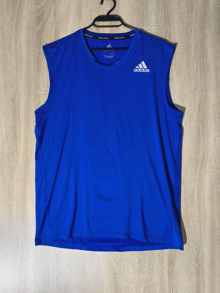 Adidas Techfit тениска без ръкави размер Л