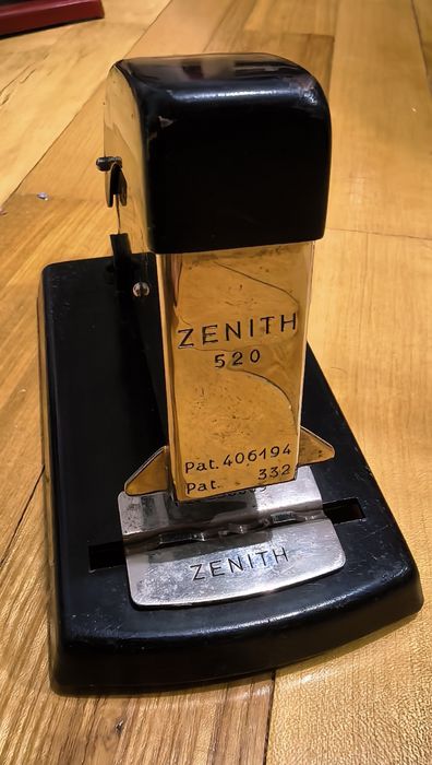 Capsatoare Vintage & Retro, diferite marci