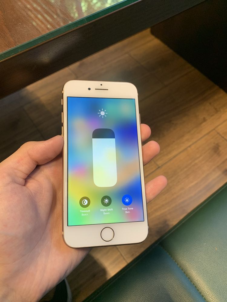 Iphone 8 GOLD IDEAL.