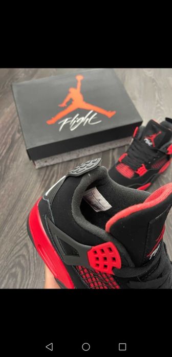 Jordan 4 red thunder