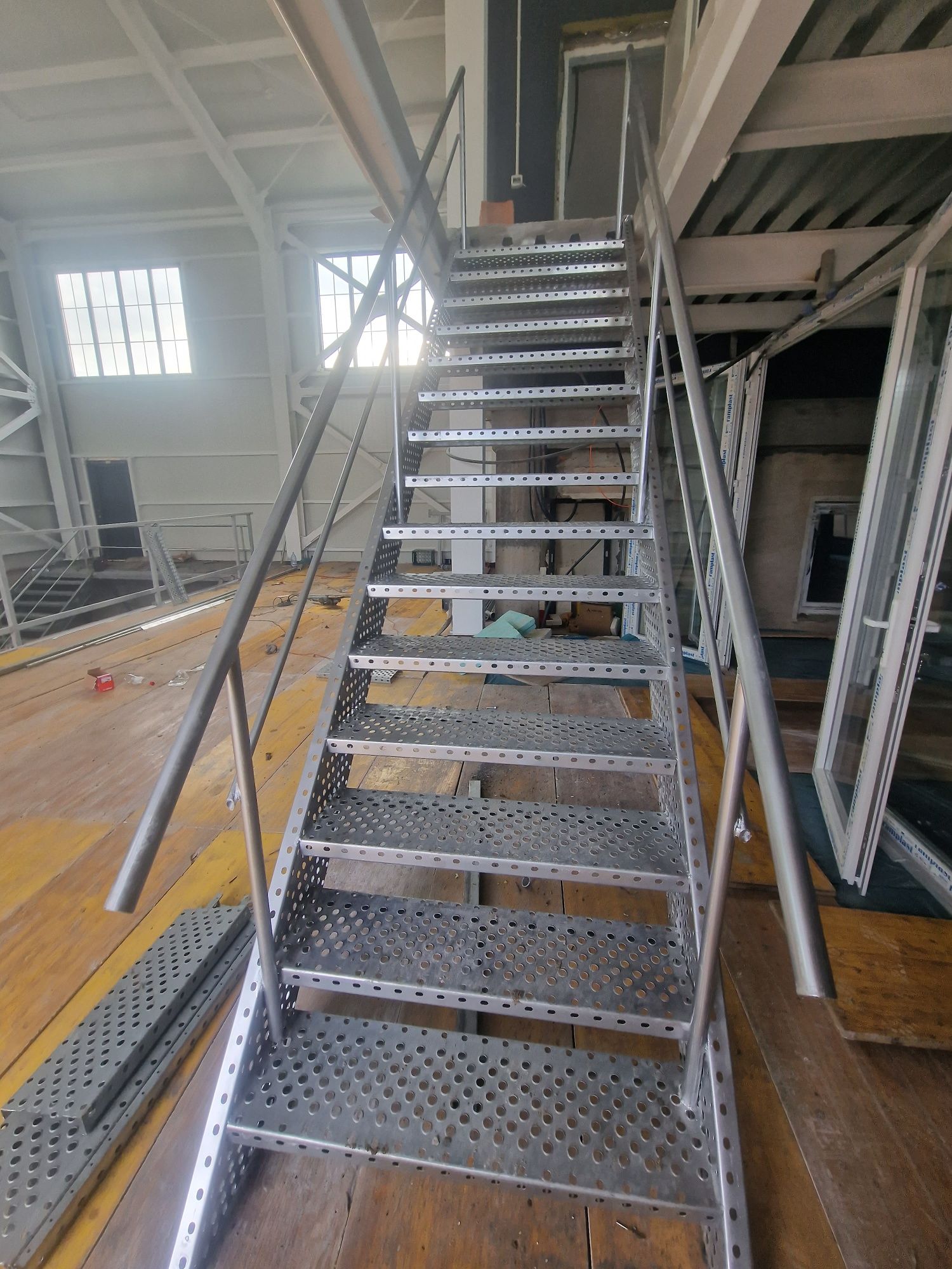 Scari galvanizate
