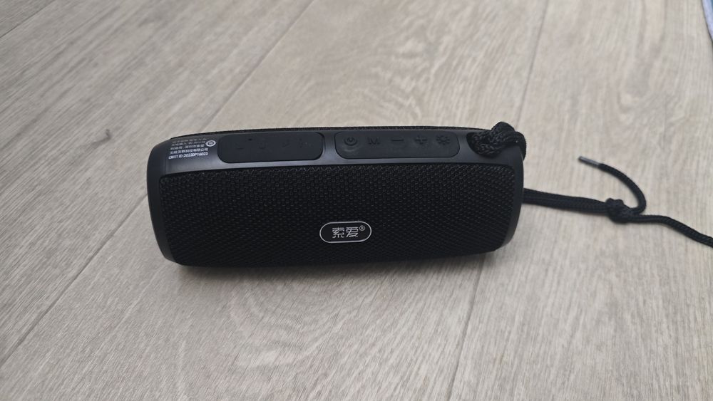 продам беспроводную колонку блютуз