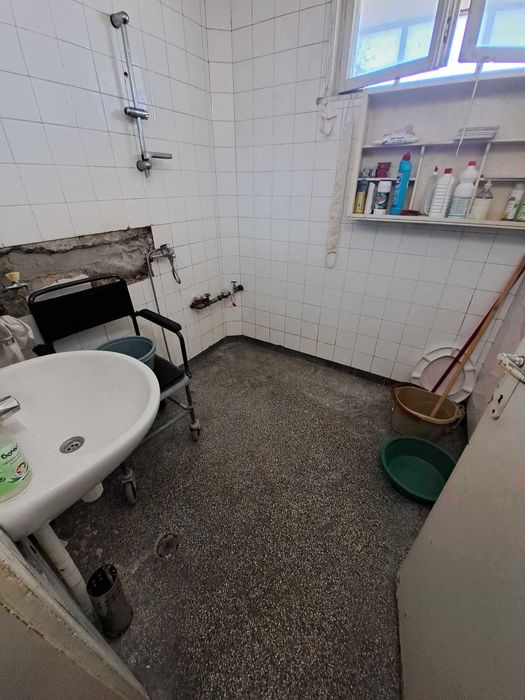 Продава се Четиристаен апартамент в Варна, Централна поща - 116 кв.м за 1854 €/кв.м - Снимка #14