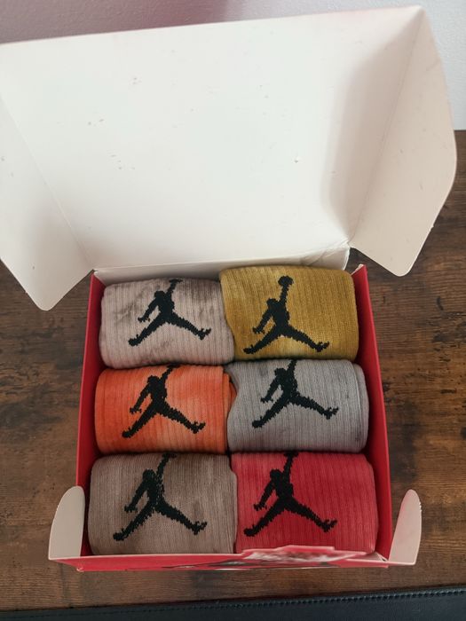 Sosete lungi JORDAN noi