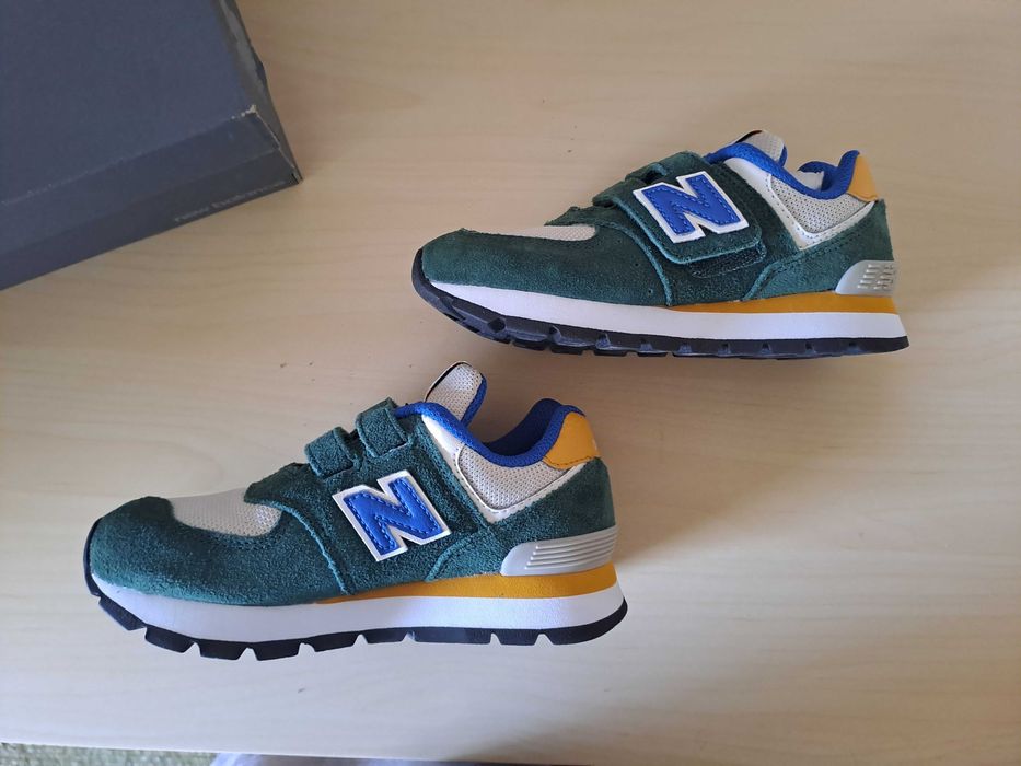 Детски маратонки New balance 29 номер, нови