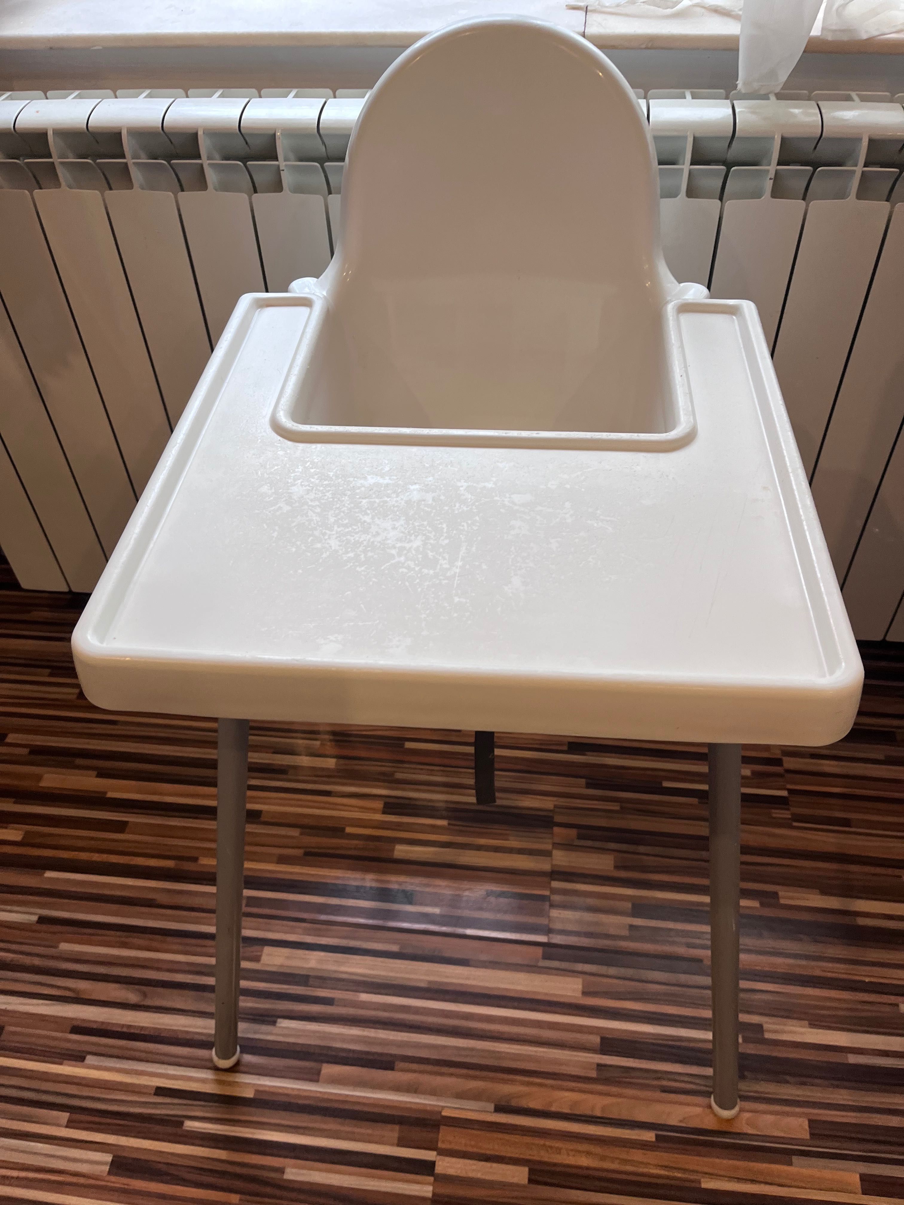 Scaun de masa pentru diversificare