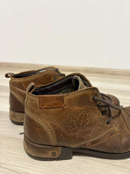 Мъжки боти Bugatti