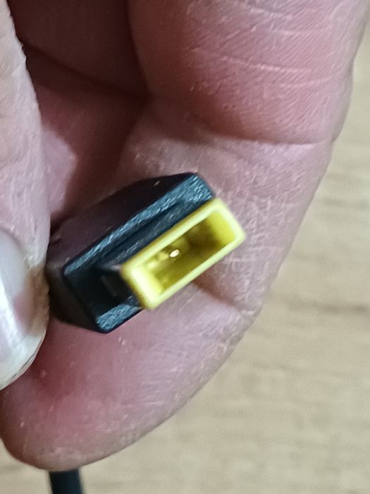 Incarcator pentru laptop LENOVO AC Adapter Slim 300W