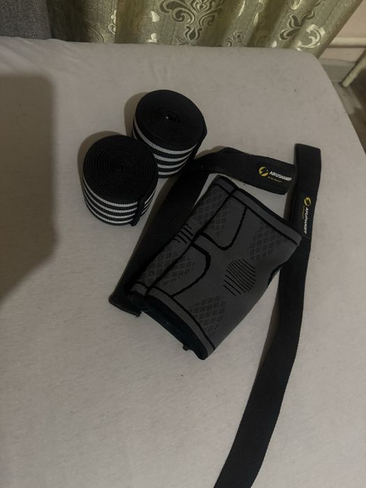 продам спорт инвентарь - (лямки, налокотники. бинты для приседа)