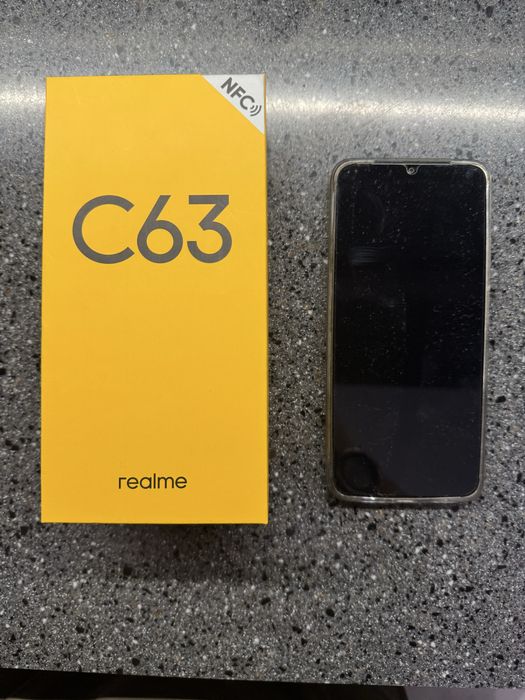 Смартфон REALME C63