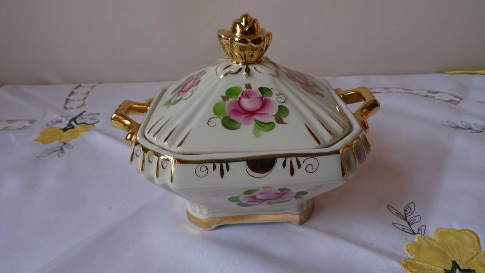 Гжел винтидж порцелан бонбониера