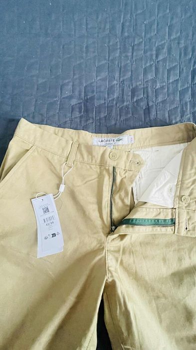 Pantaloni chino Lacoste