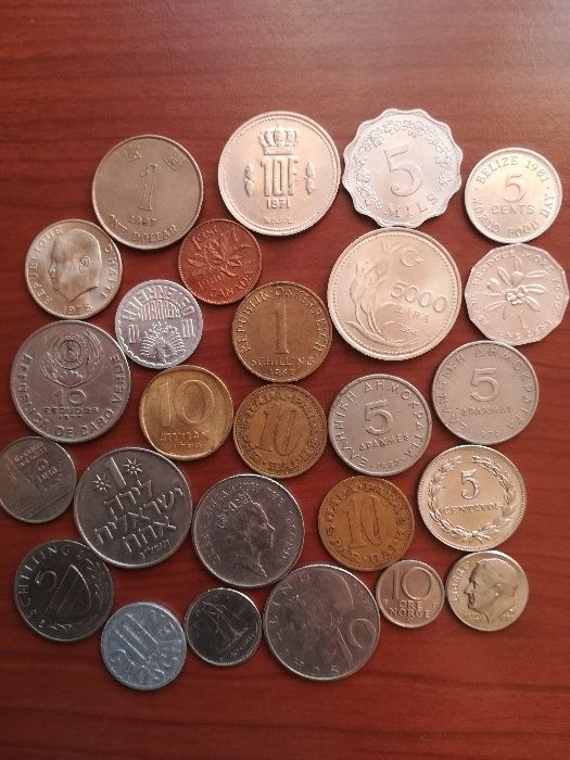 Монети от Европа, Америка и различни страни