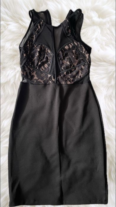 Чисто нова рокля Bershka