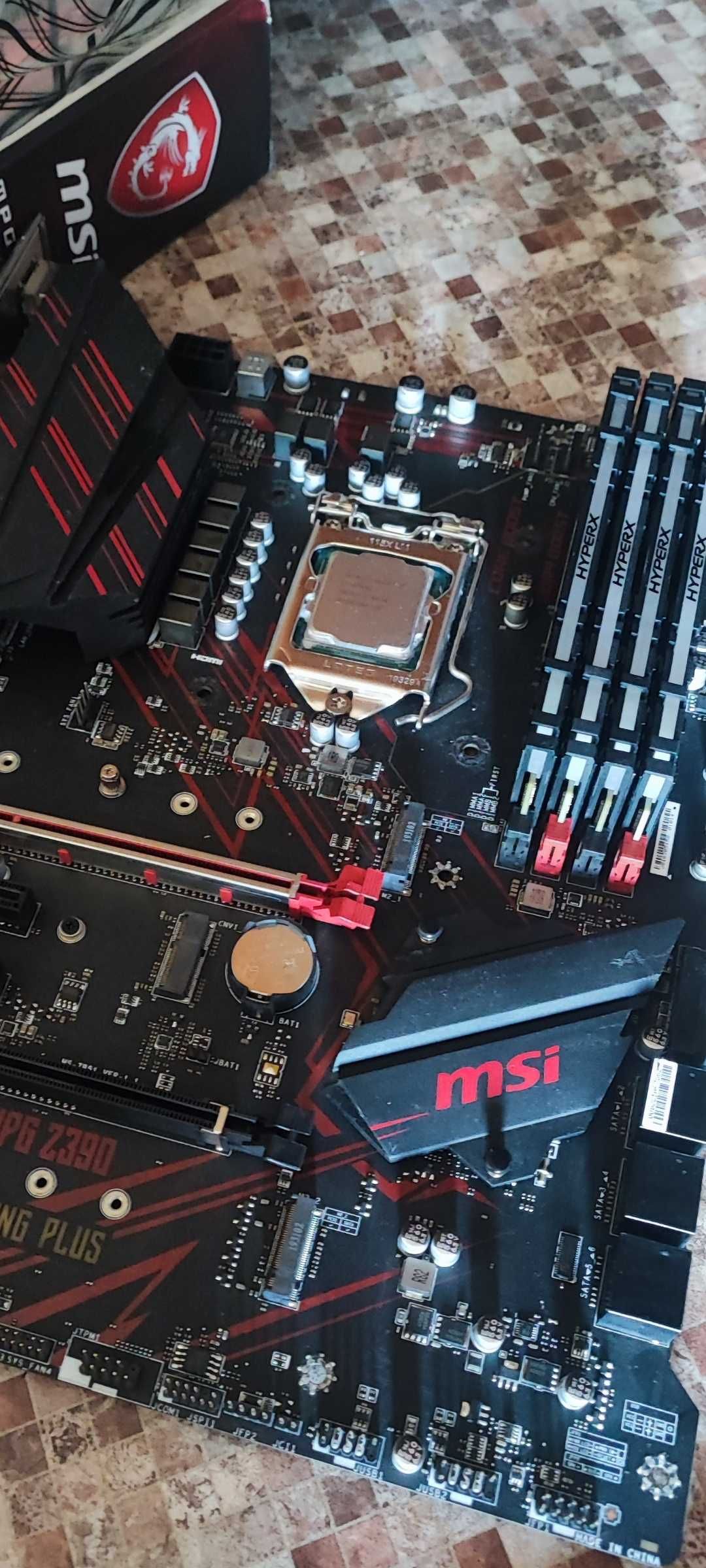 Продам системный корпус! На z390 msi чипсете, intel 8700k 4.70GHz,DDR4