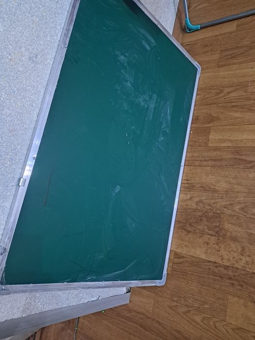 Продам доску 60×90  маркерная и меловая