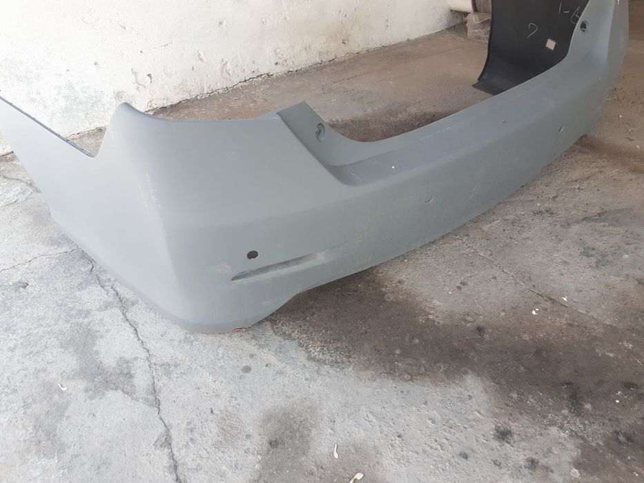 Задний бампер на Камри 50 ка.