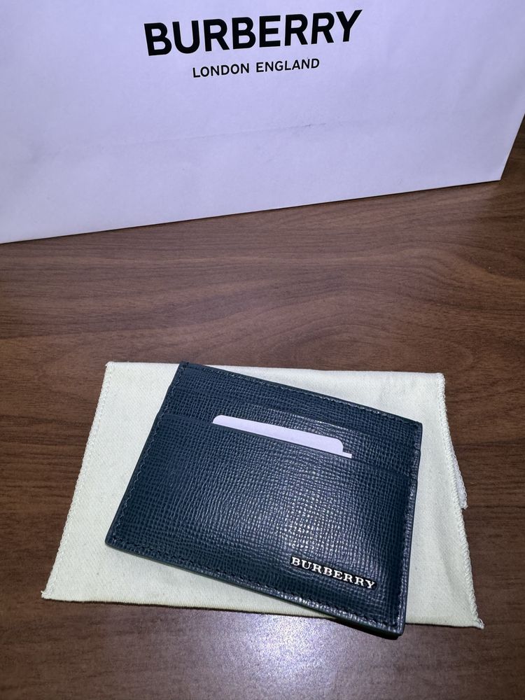Burberry cardholder
