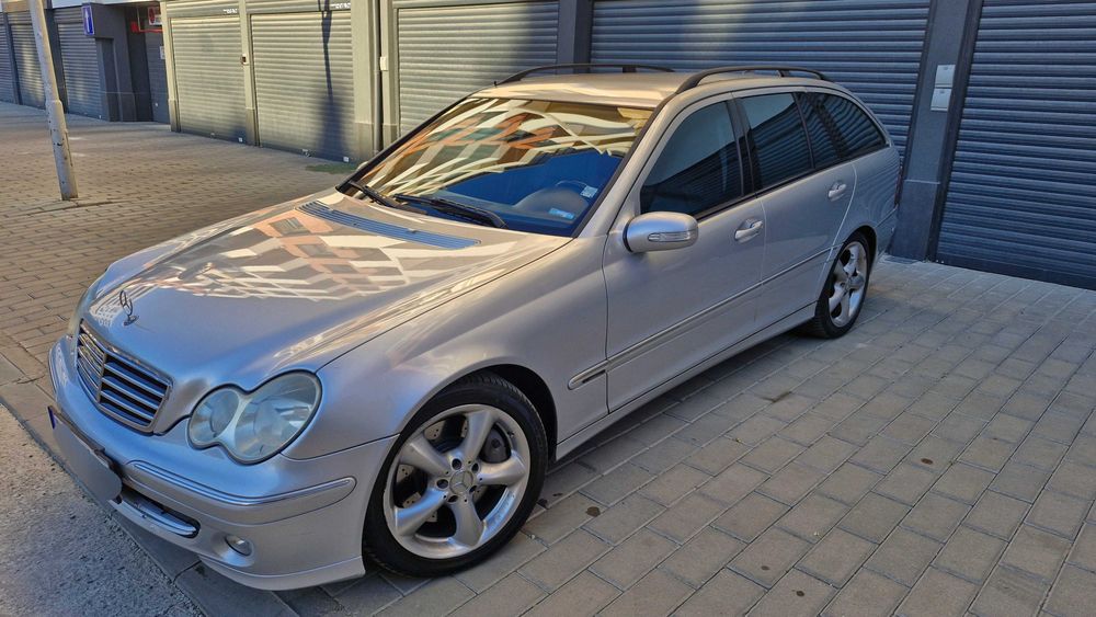 Mercedes-Benz C 220 2.2 - с нови гуми и окачване